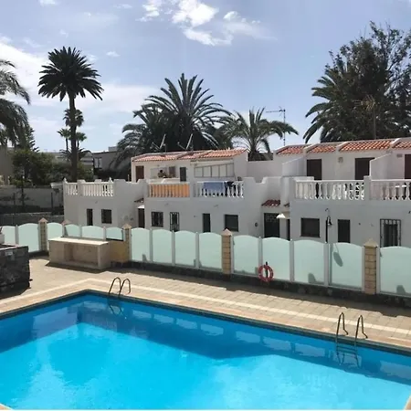 Duplex-bungalow In Playa De Americas,3 Minutes Near The Beaches In Tenerife Apartment *