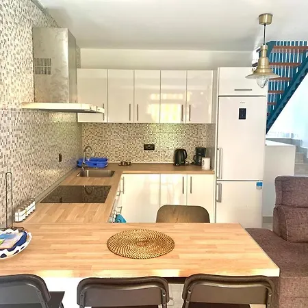 Apartment Duplex-bungalow In Playa De Americas,3 Minutes Near The Beaches In Tenerife Playa de las Americas (Tenerife)