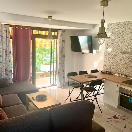 Apartment Duplex-bungalow In Playa De Americas,3 Minutes Near The Beaches In Tenerife *